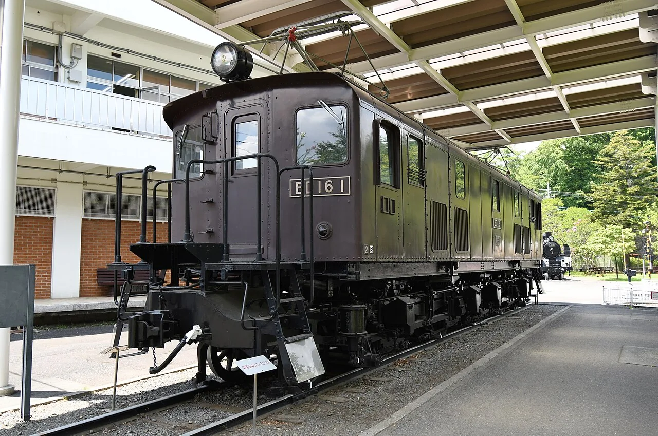 ED16など歴史車両の展示